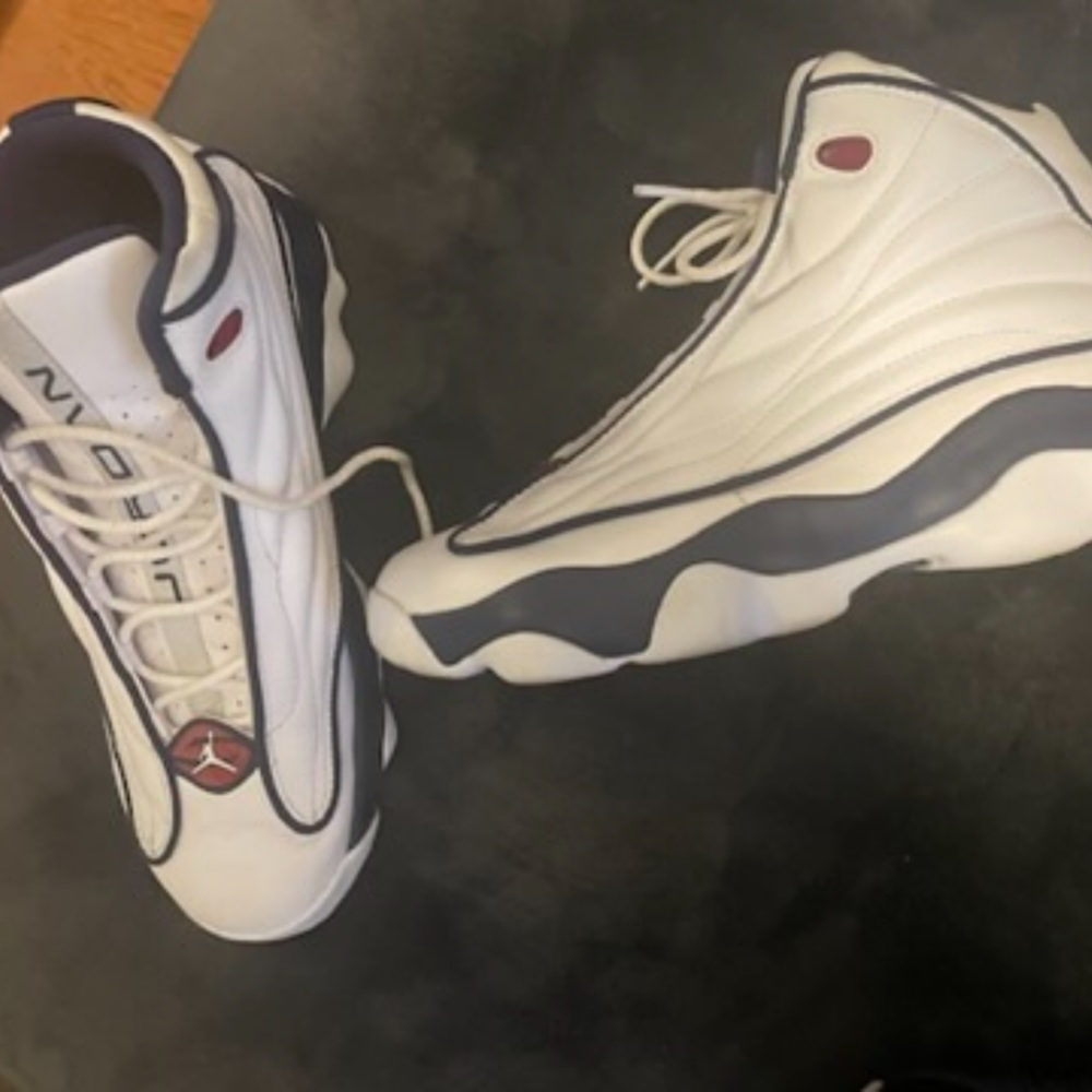 Authentic Jordan’s 7Y